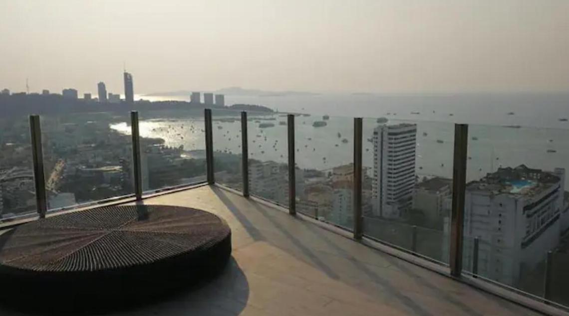 The Base Central Pattaya Quiet Room With Infinity Pool & Free Netflix 외부 사진